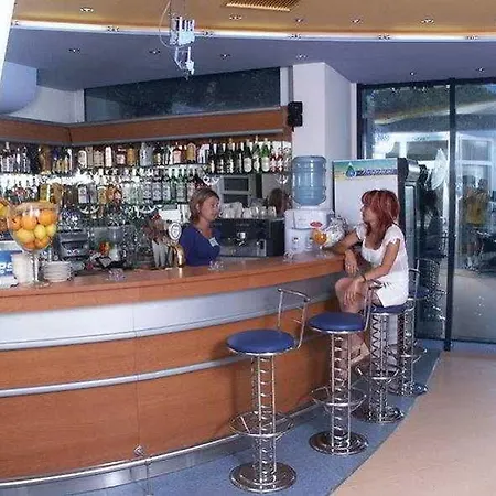 Glarus Hotel Golden Sands